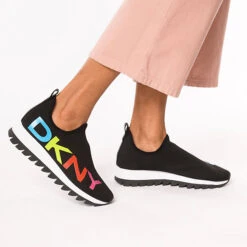 DKNY Azer - Slip On Runner Sneaker Slip-On-Sneaker - Schwarz-kombi -Mode-Sneaker-Shop 23532196 02